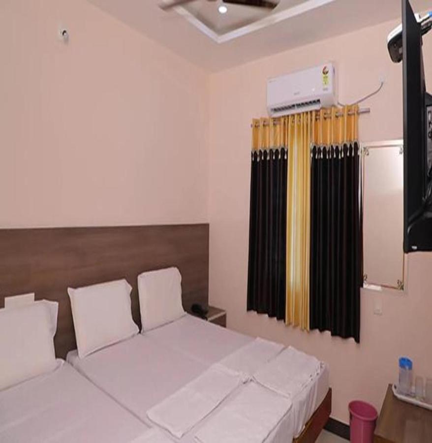 Fabhotel Nb Venkateswara Grand Inn Τιρουπάτι Εξωτερικό φωτογραφία