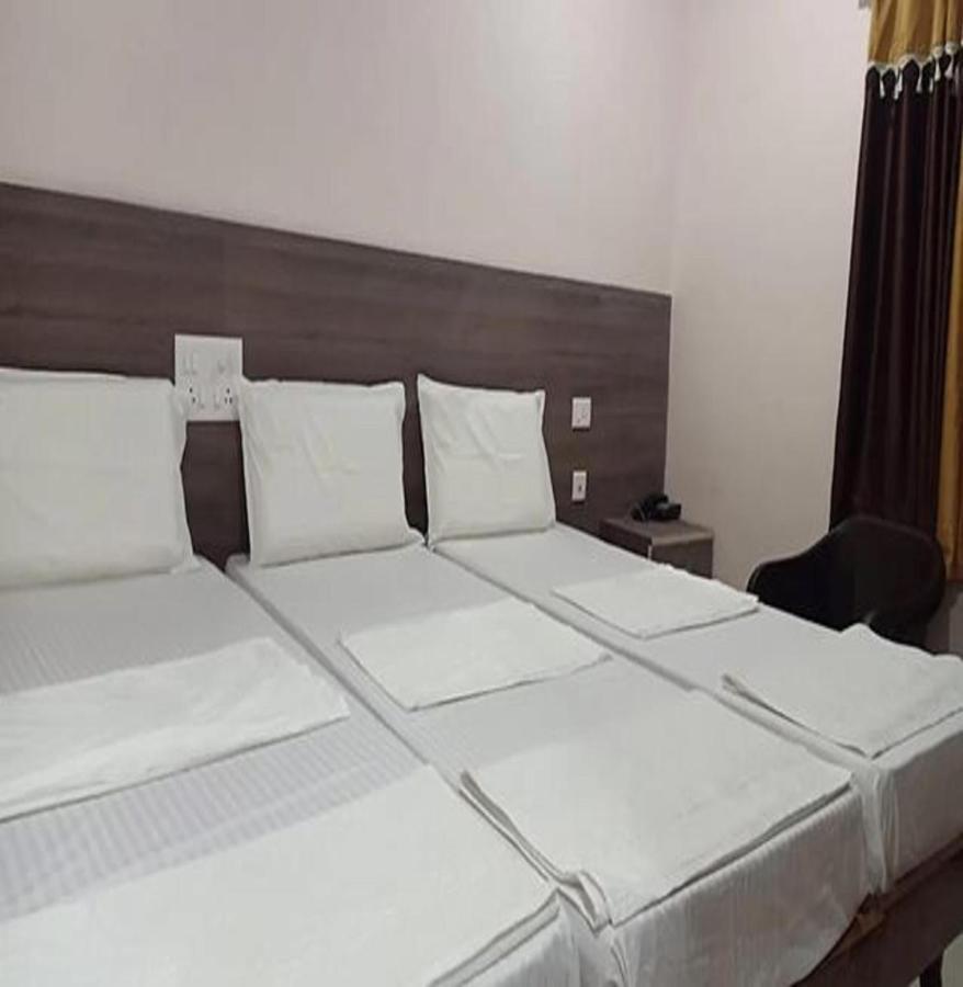 Fabhotel Nb Venkateswara Grand Inn Τιρουπάτι Εξωτερικό φωτογραφία